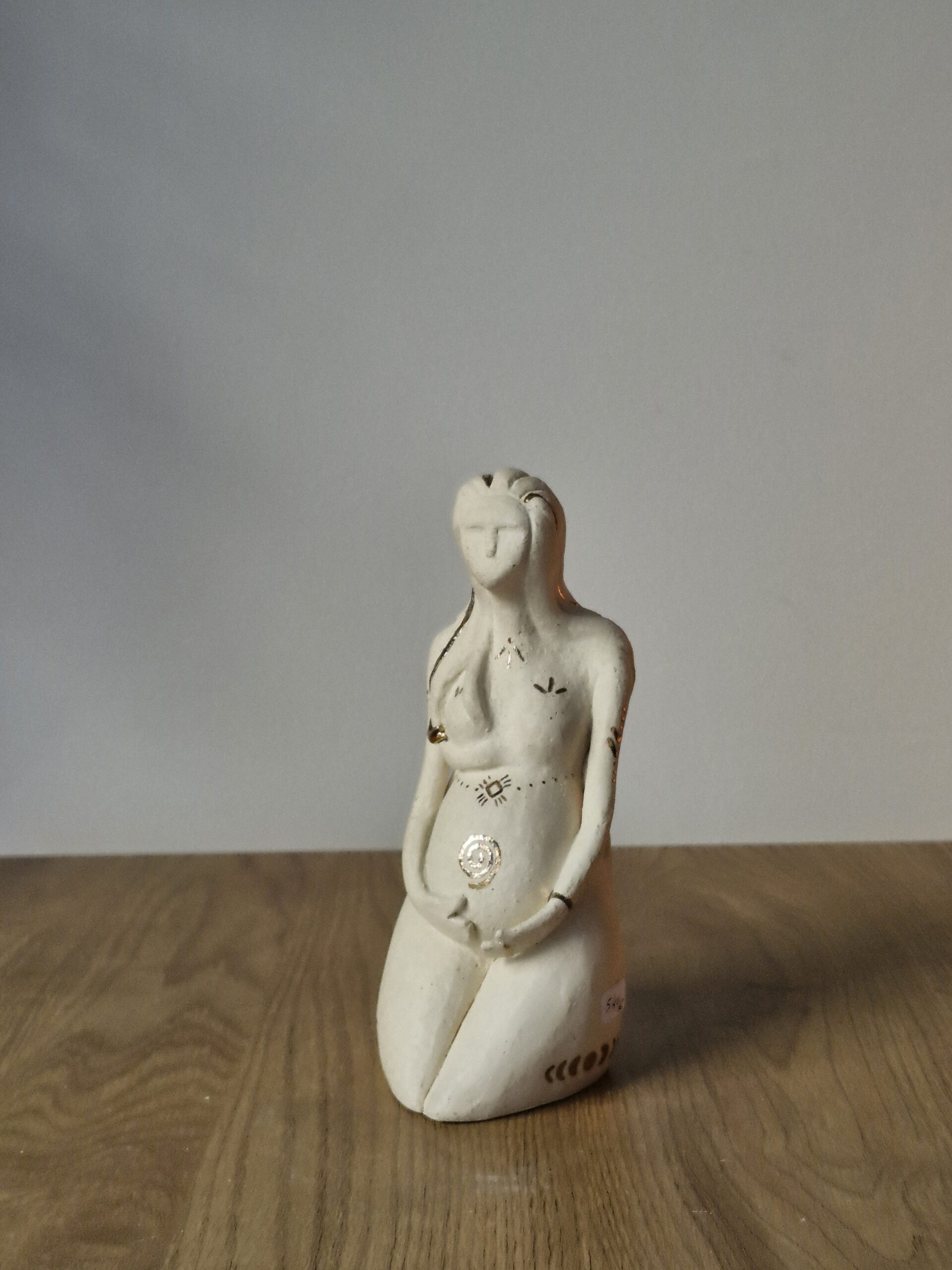 vénus de l'aurore sculpture femme. féminin sacré vénus de l'aurore sculpture femme. féminin sacré