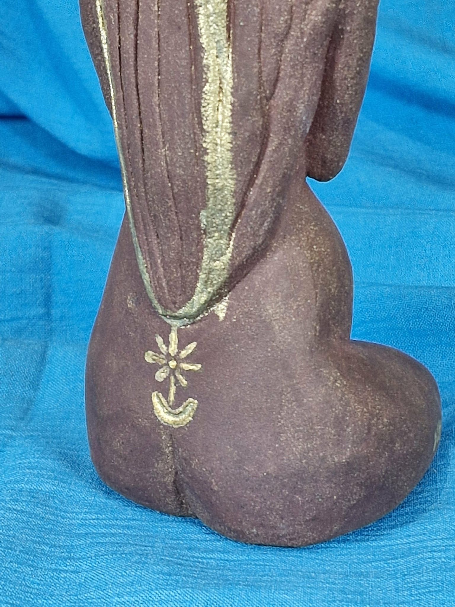 la lune d’or — sculpture femme féminin sacré la lune d’or — sculpture femme féminin sacré