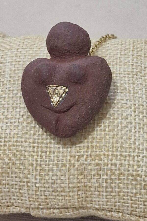 médaillon cœur de vénus la sensuelle bijoux féminin sacré